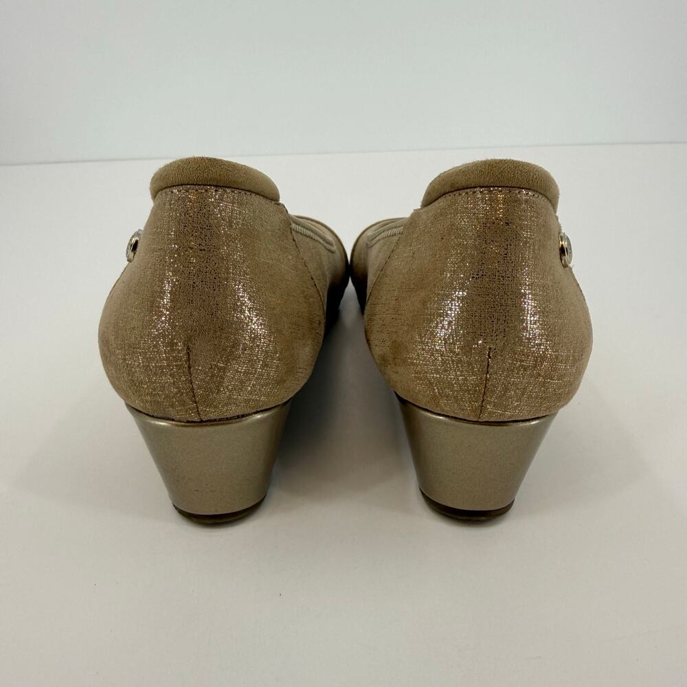 Anne Klein Sport Size 10 Corner Peep Toe Wedge Sandal Metalic Taupe Pump - Picture 5 of 11